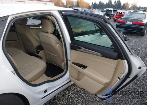 2016 Ford Fusion Se из США, поврежденный, VIN 3FA6P0H77GR196364